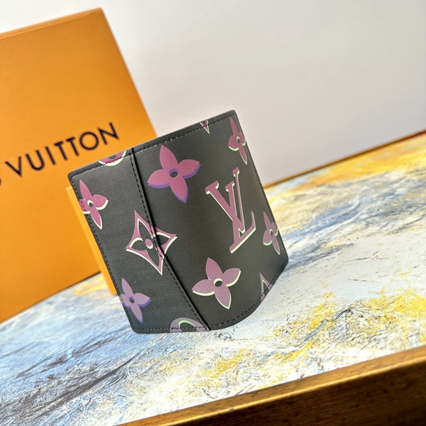 LVコピーウォレット着用イメージ